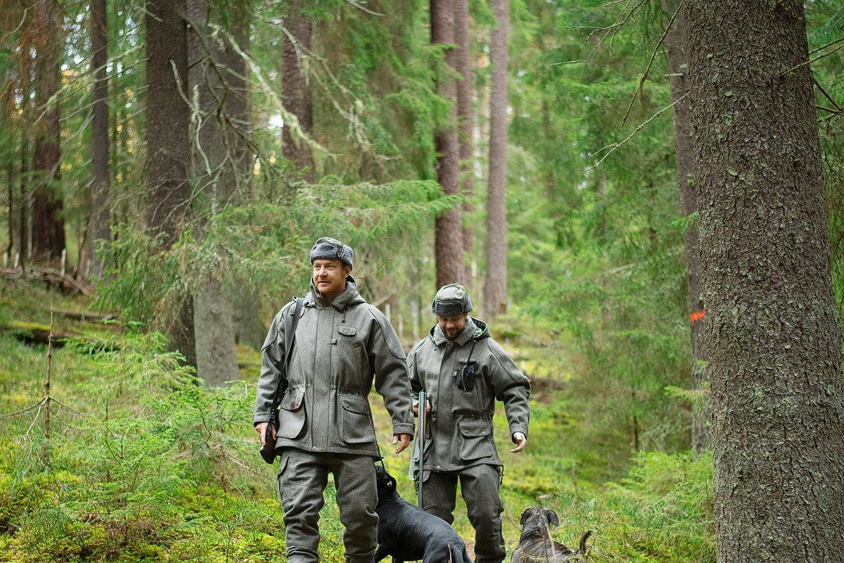 Wool vs Gore-Tex for Hunting: An Honest Comparison (From a Wool Maker)